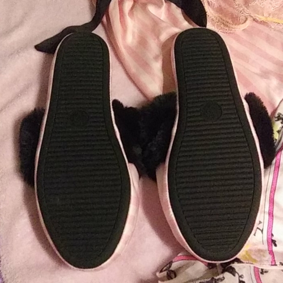 Victoria Secret Bundle (shorts sold ) - Picture 3 of 7